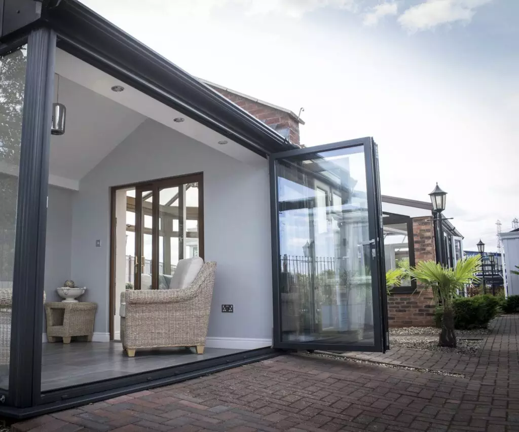 Bifold Door manufacturers Emplas